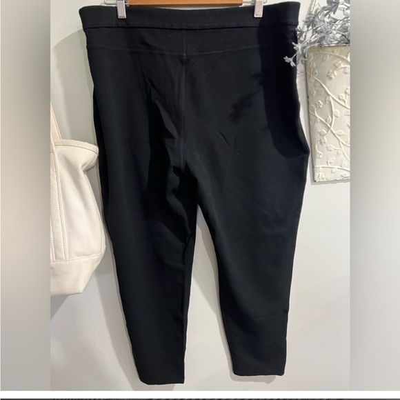 3/$25 MARSHALLS 2X Black Leggings - Picture 3 of 5